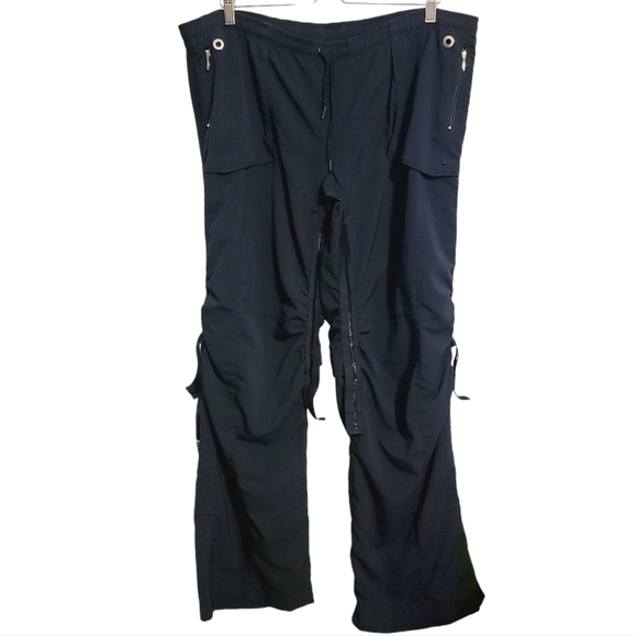 Nike | Women's Black Wide Leg Drill Style Tab Buttons Track Pants (Size XL) - Picture 1 of 15